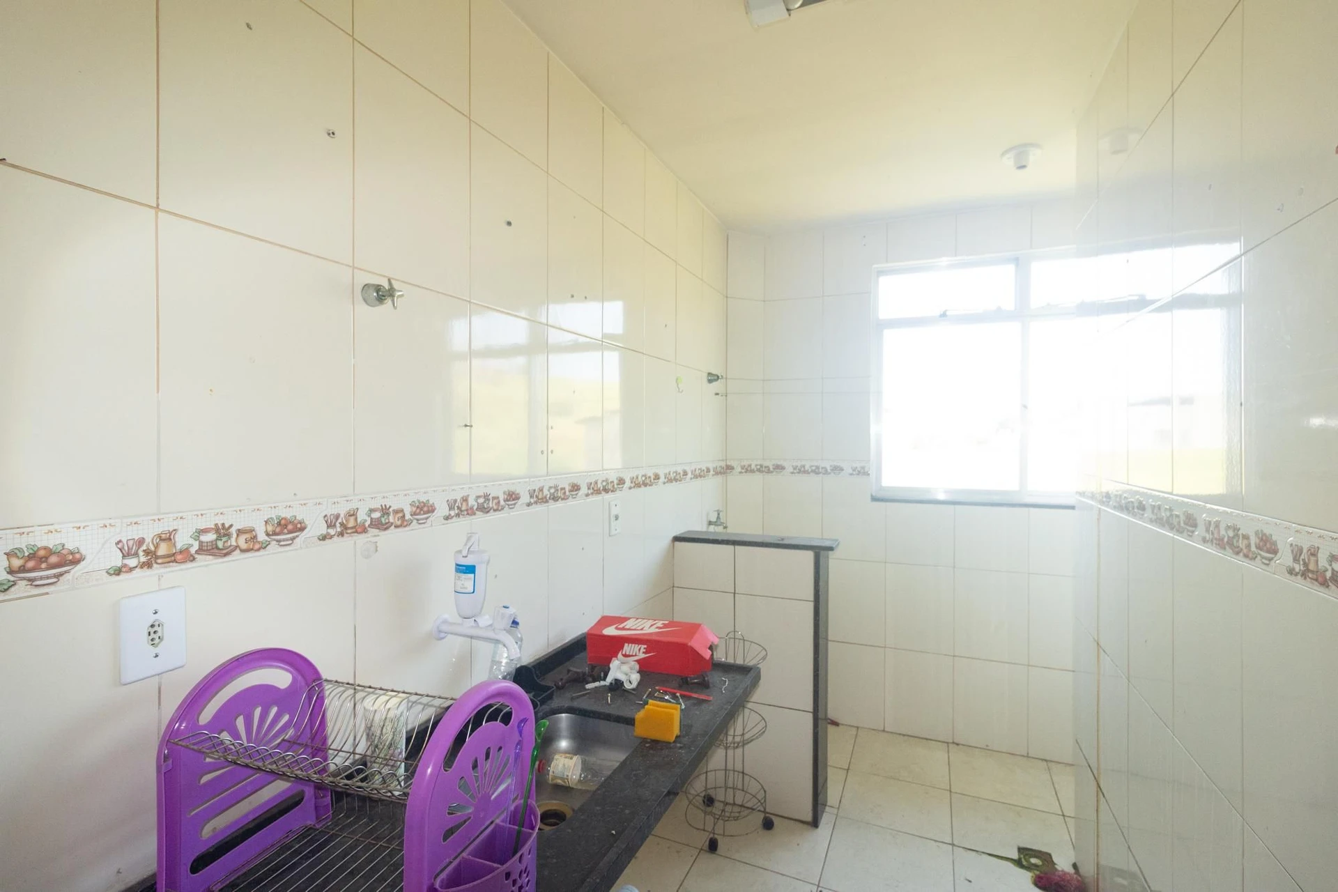 Apartment with laundry area, 2 bedrooms and closed kitchen — photo 11