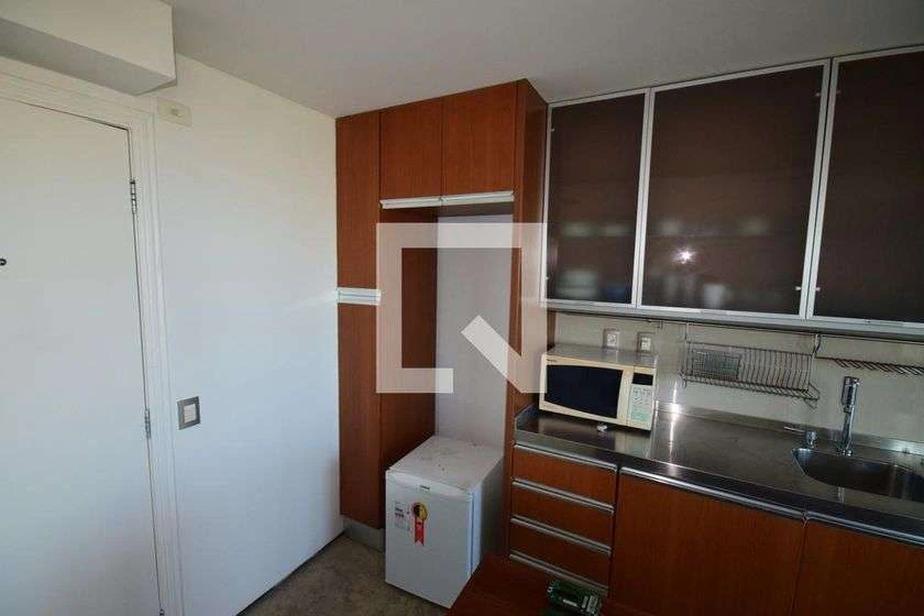 Estudio amueblado con 1 dormitorio, balcón y 40 m² — photo 20
