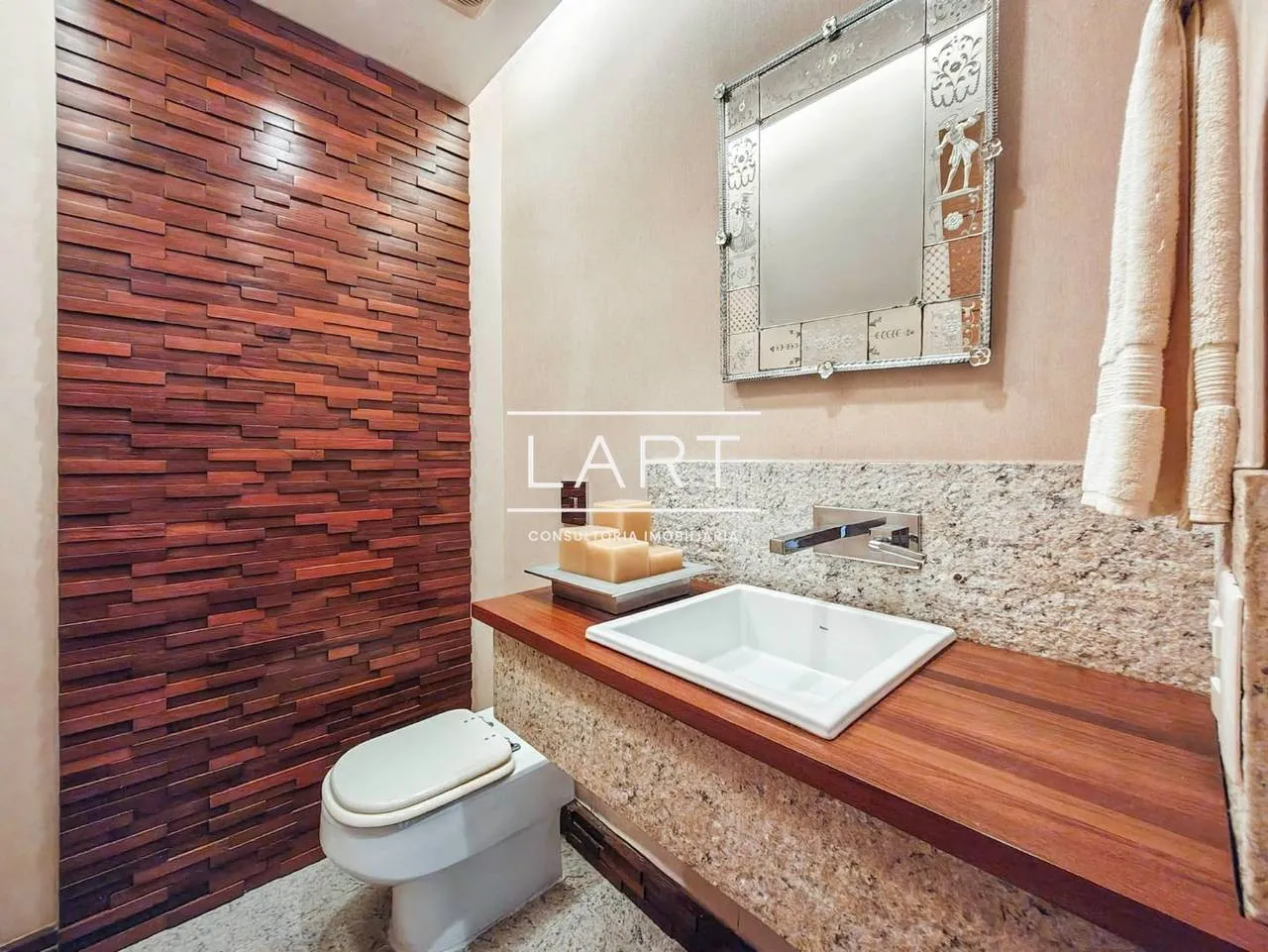 3-bedroom apartment with a water view in Rio de Janeiro — photo 27