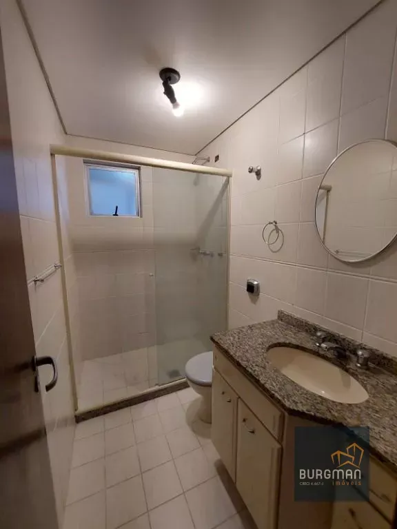 72 m² apartment with a walk-in closet and a home office — photo 3