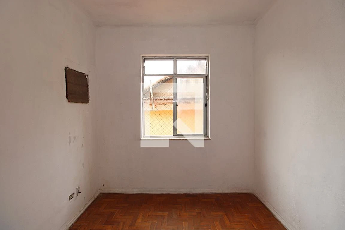 House, 40 m², with wood or laminate floors — photo 14