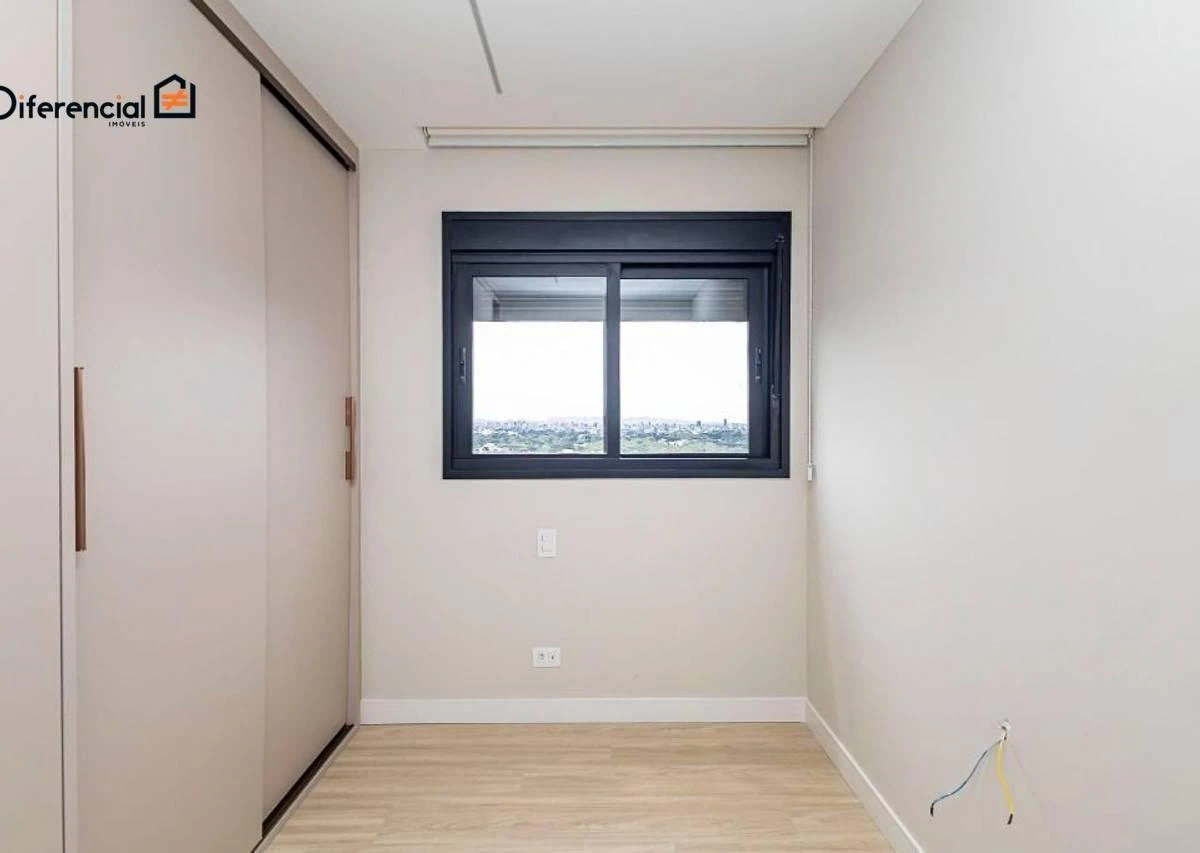 Furnished apartment, 93 m², with floor-to-ceiling windows — photo 39