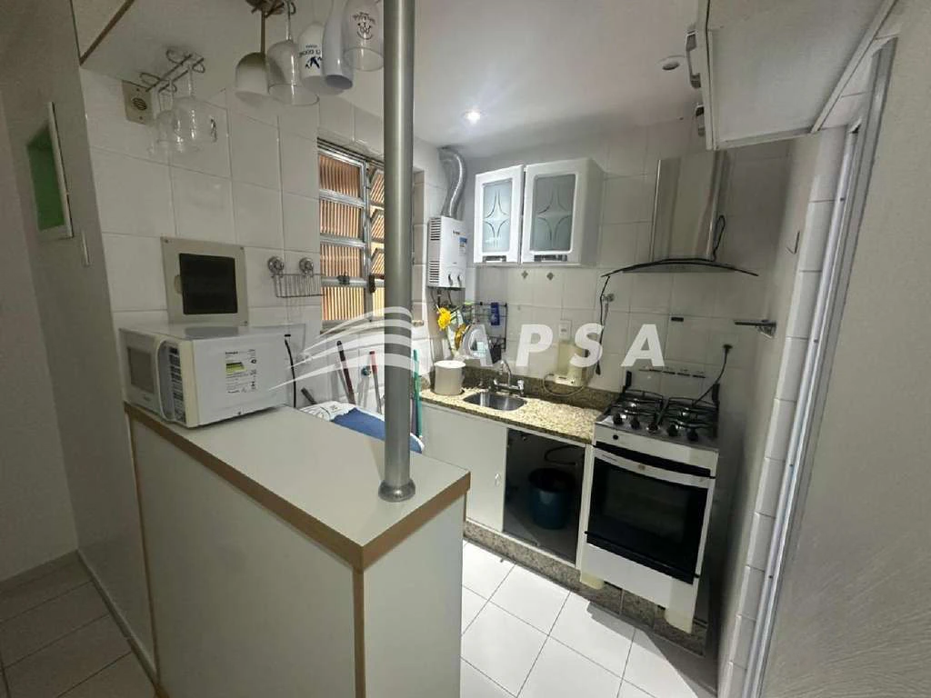 Furnished 1-bedroom apartment with 40 m² and glass shower — photo 19