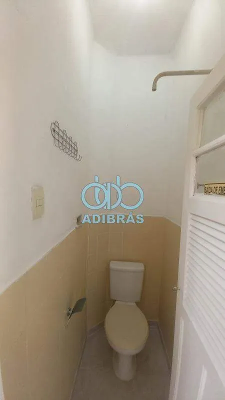 Rental apartment with 2 bedrooms and 1 bathroom — photo 26