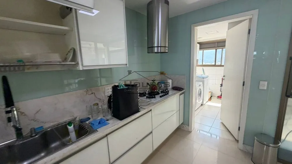4-bedroom unfurnished apartment with 1 bathroom — photo 44
