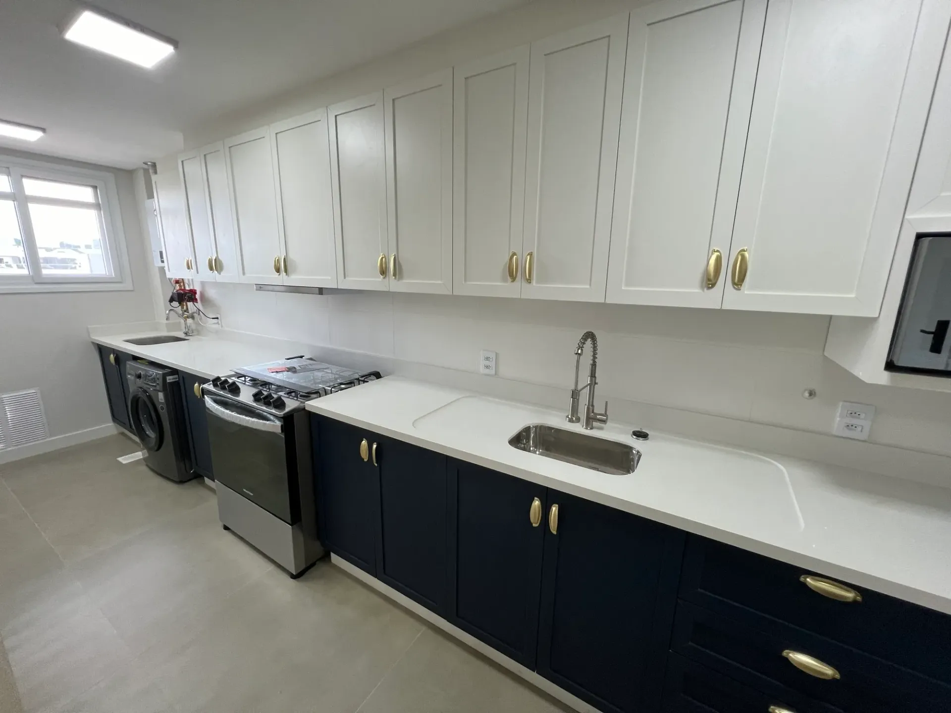 Apartamento con 2 suites, jardín y parrilla privados — photo 2