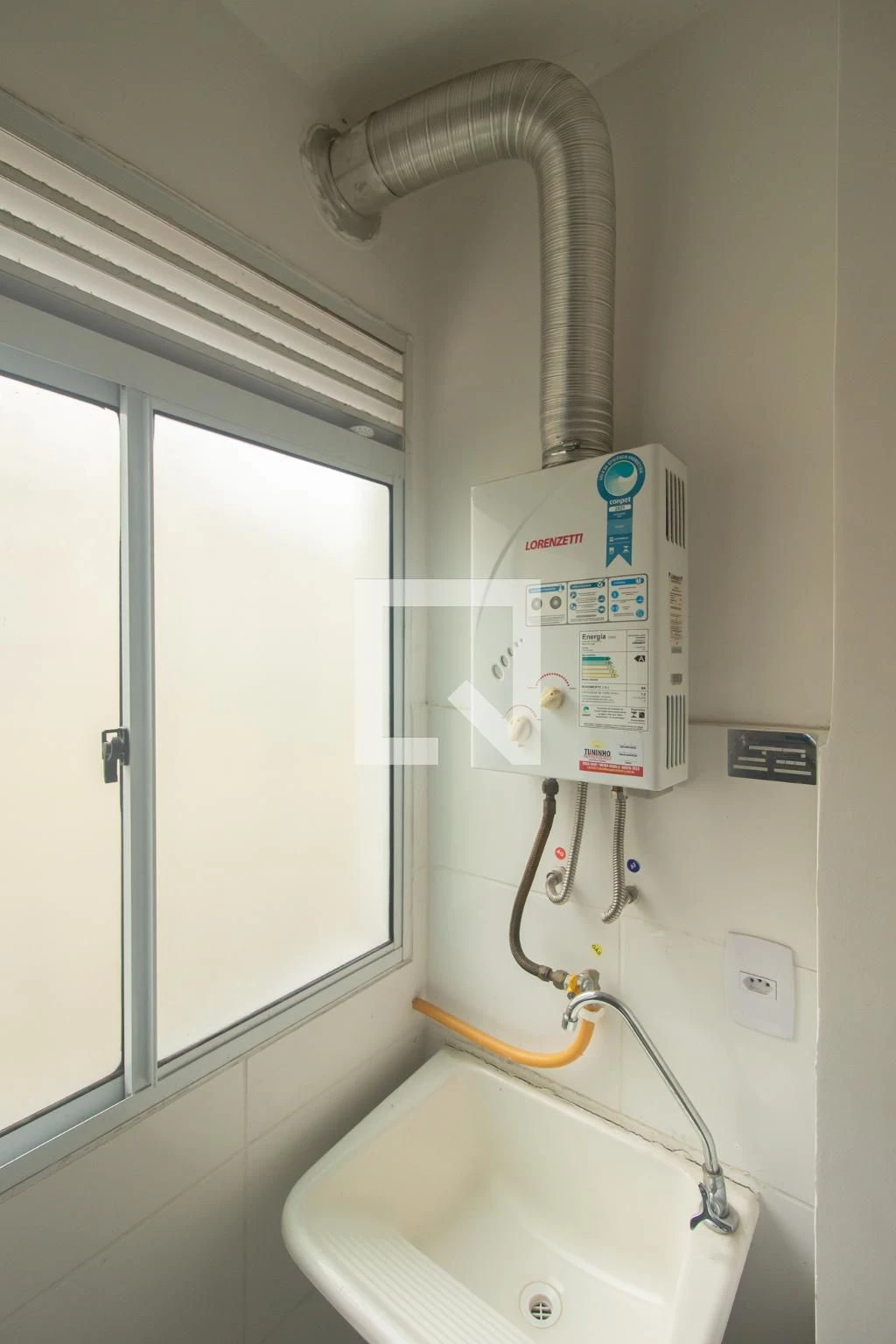 Apartamento de 2 quartos em condomínio com piscina — photo 26