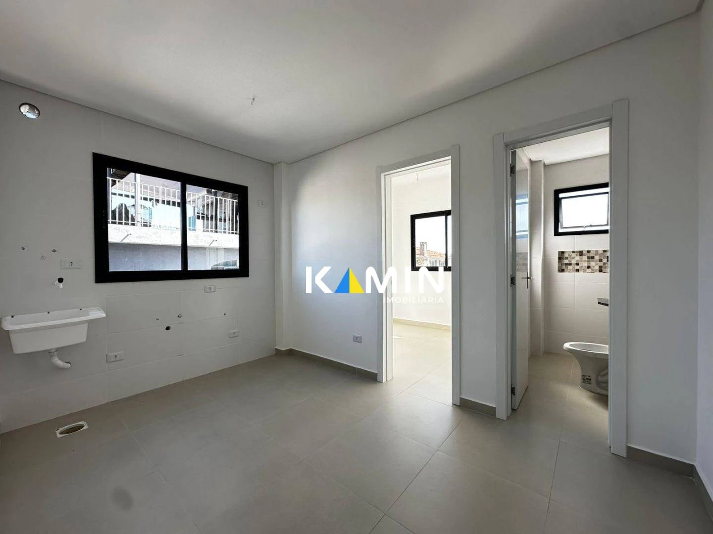 One-bedroom, 21 m² apartment in Curitiba — photo 2