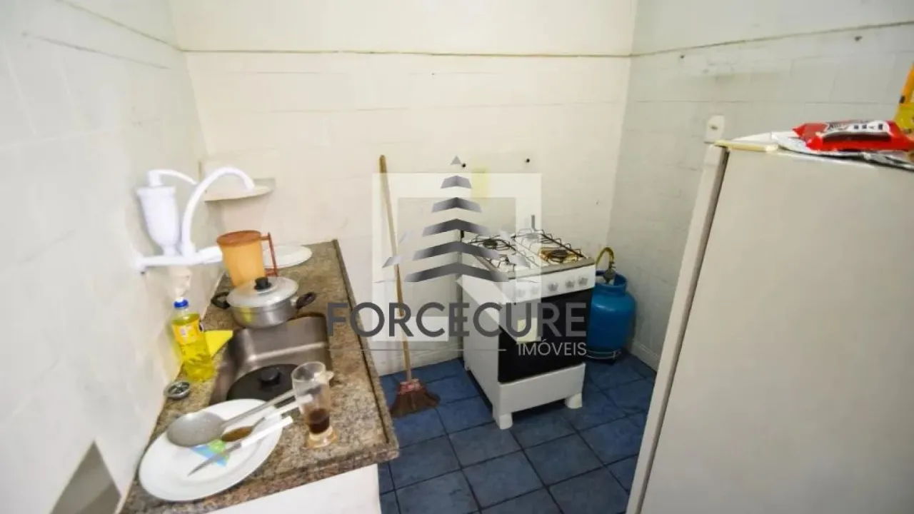 Apartamento mobiliado com 4 quartos e 2 banheiros — photo 6