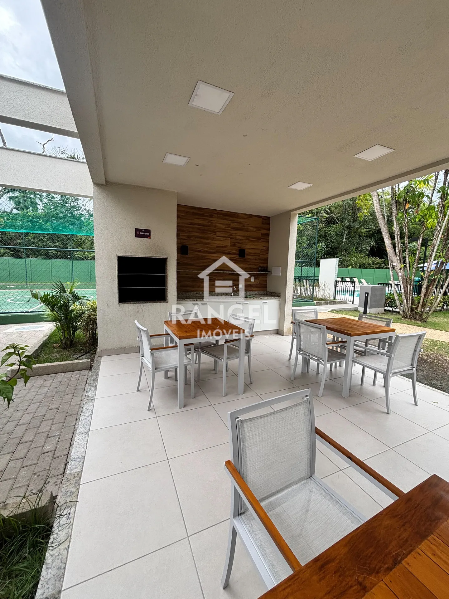 Park view in a 2-bedroom apartment, 48 m² — photo 9
