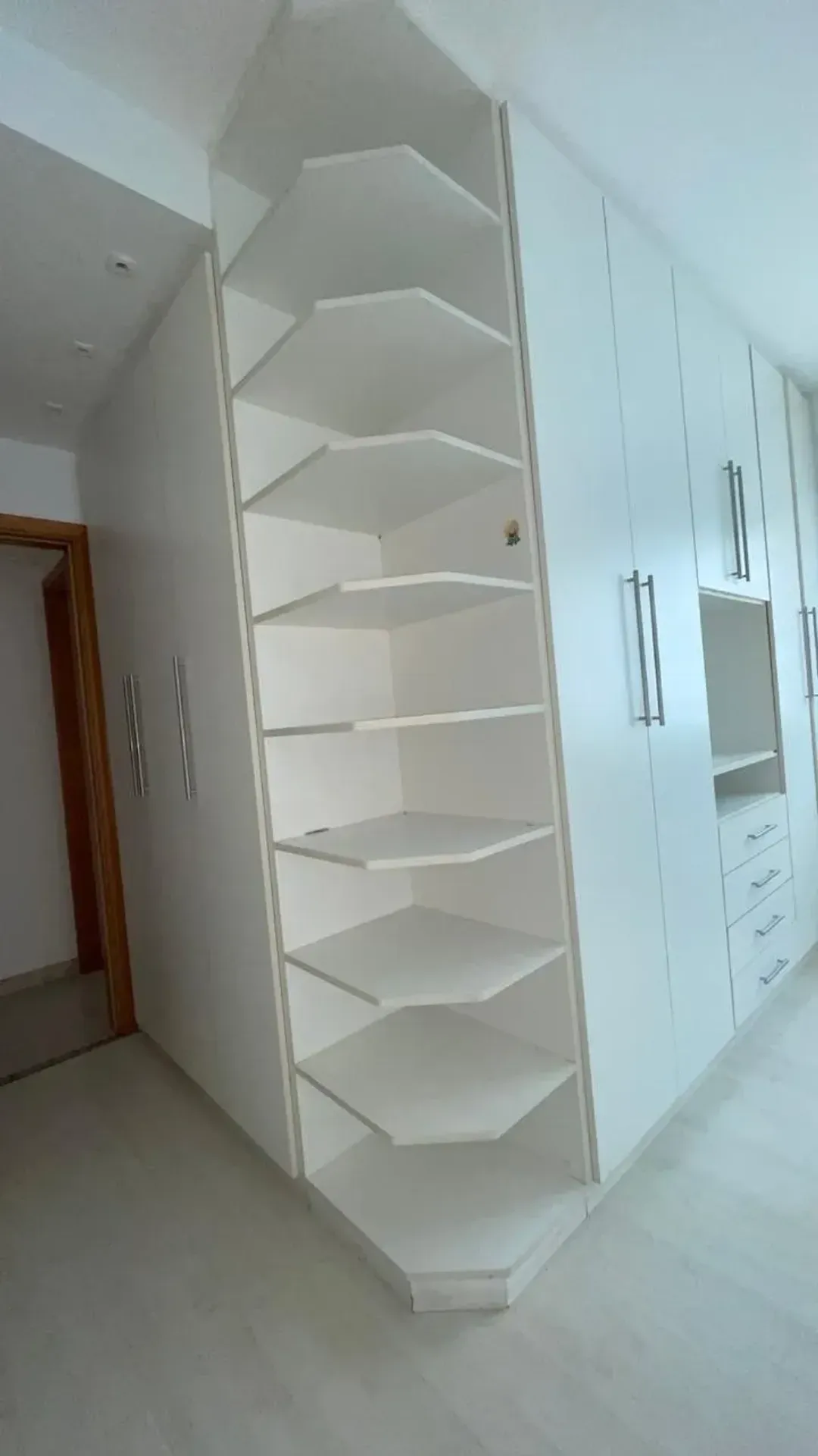 Furnished apartment with 3 bedrooms and balcony grill — photo 28