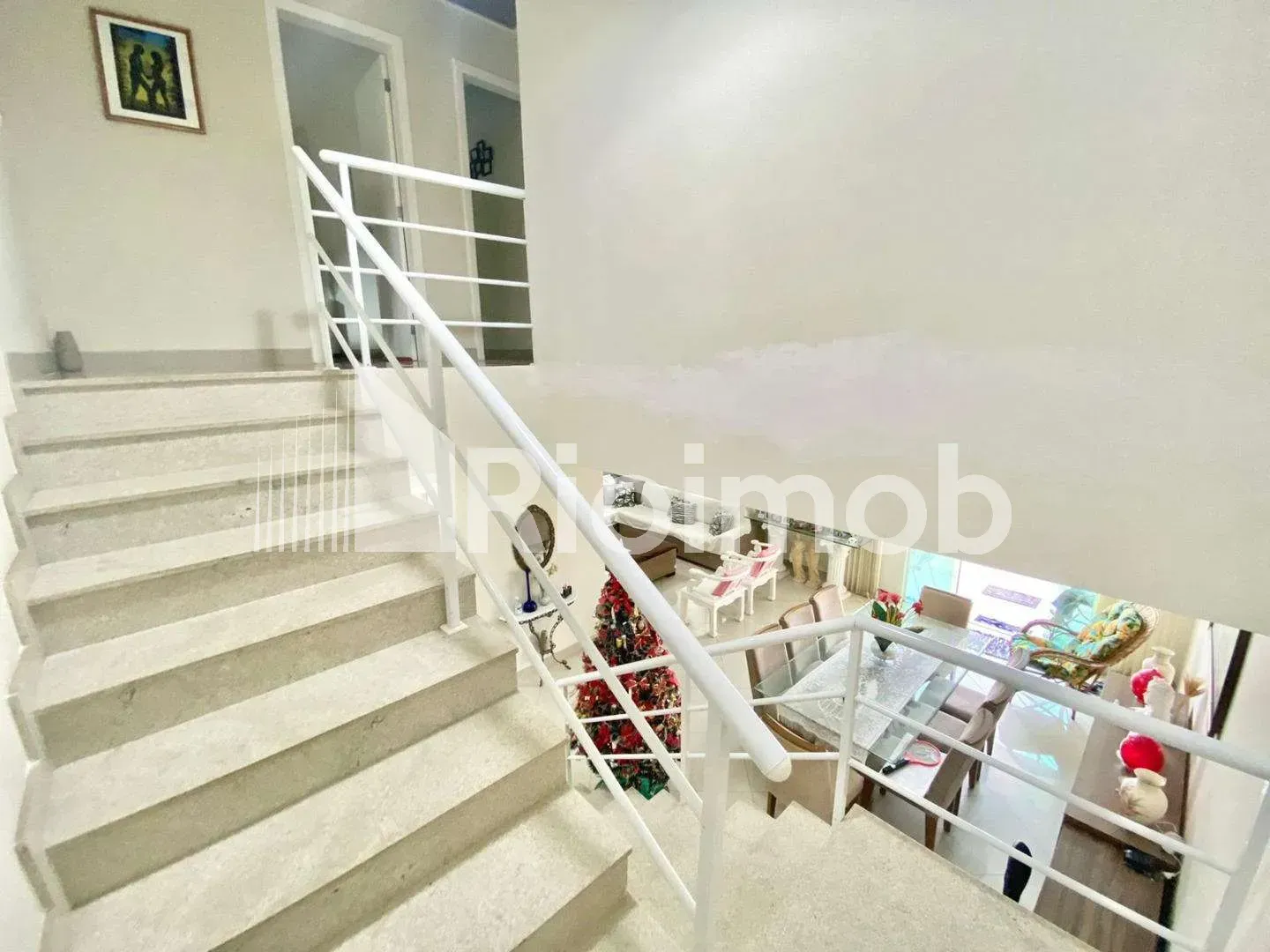 3-bedroom house with 5 bathrooms and 2 parking spots — photo 13
