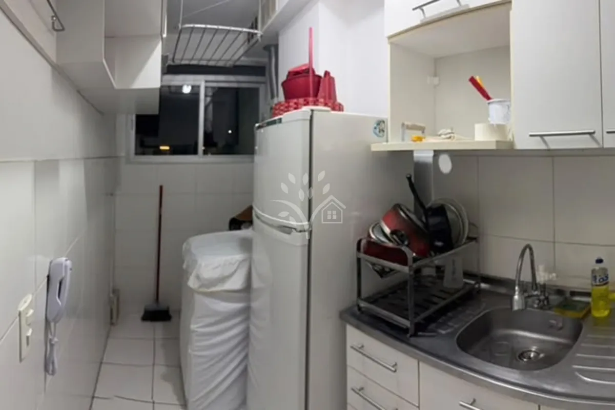 Home office in a 2-bedroom apartment, 51 m² — photo 2