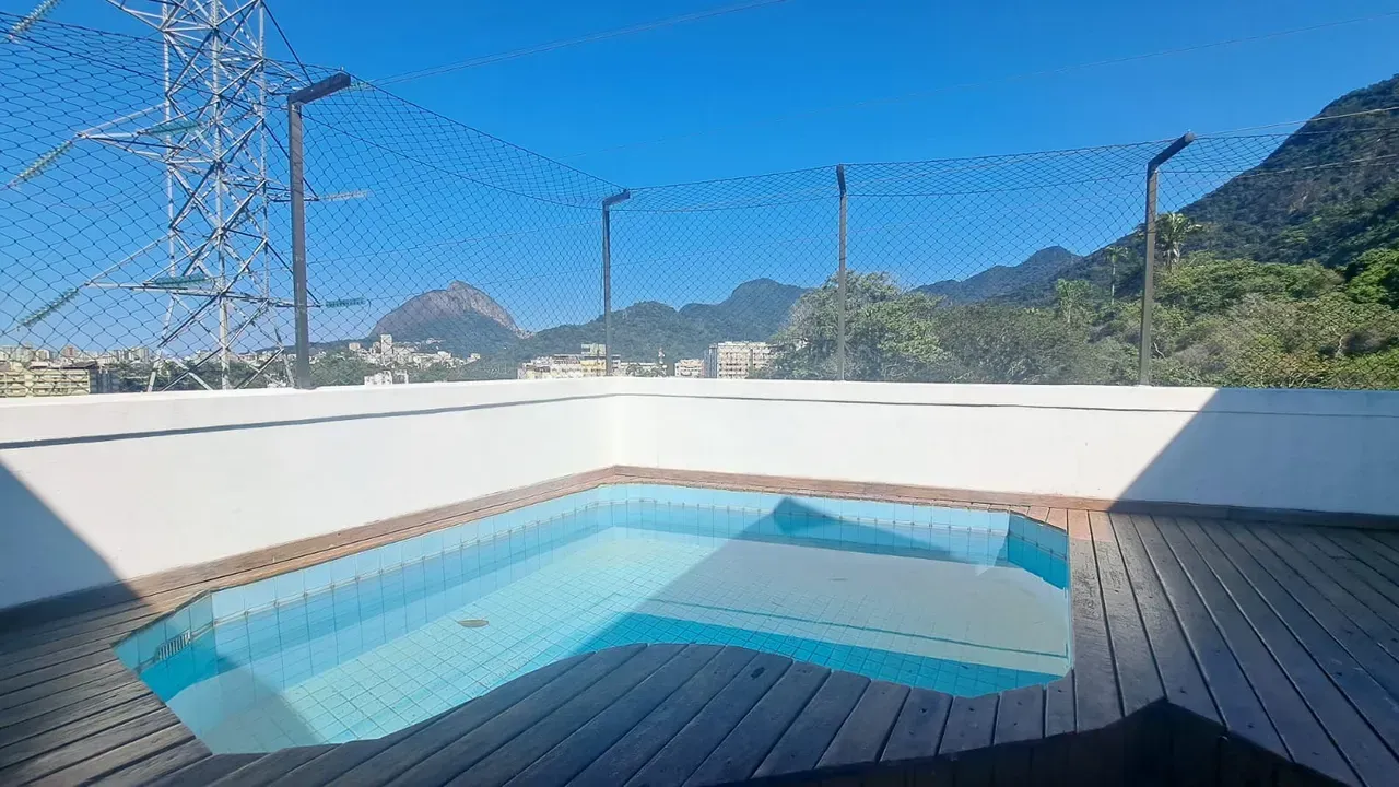 177 m² duplex with 2 bedrooms, 3 bathrooms — photo 9