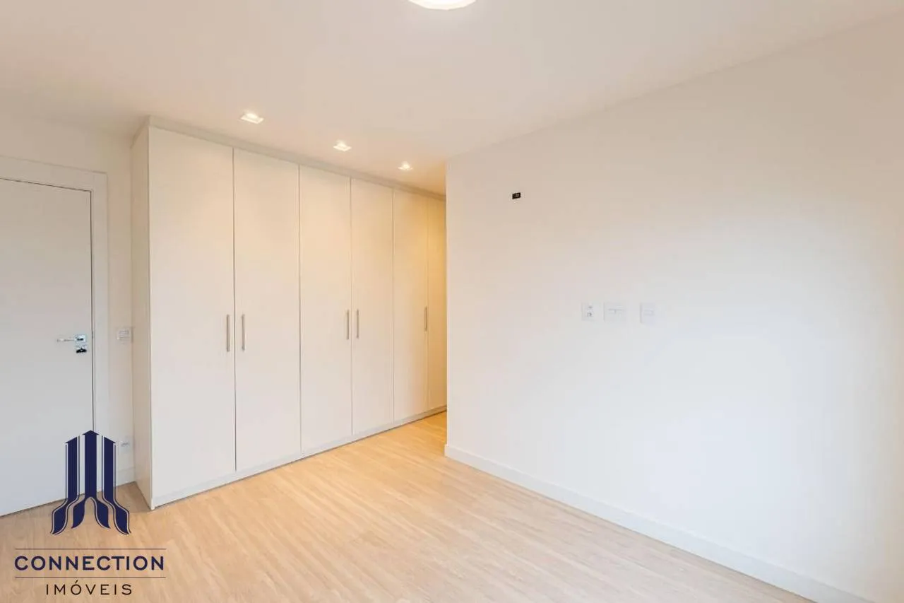 3-bedroom apartment with a grill on the balcony — photo 27
