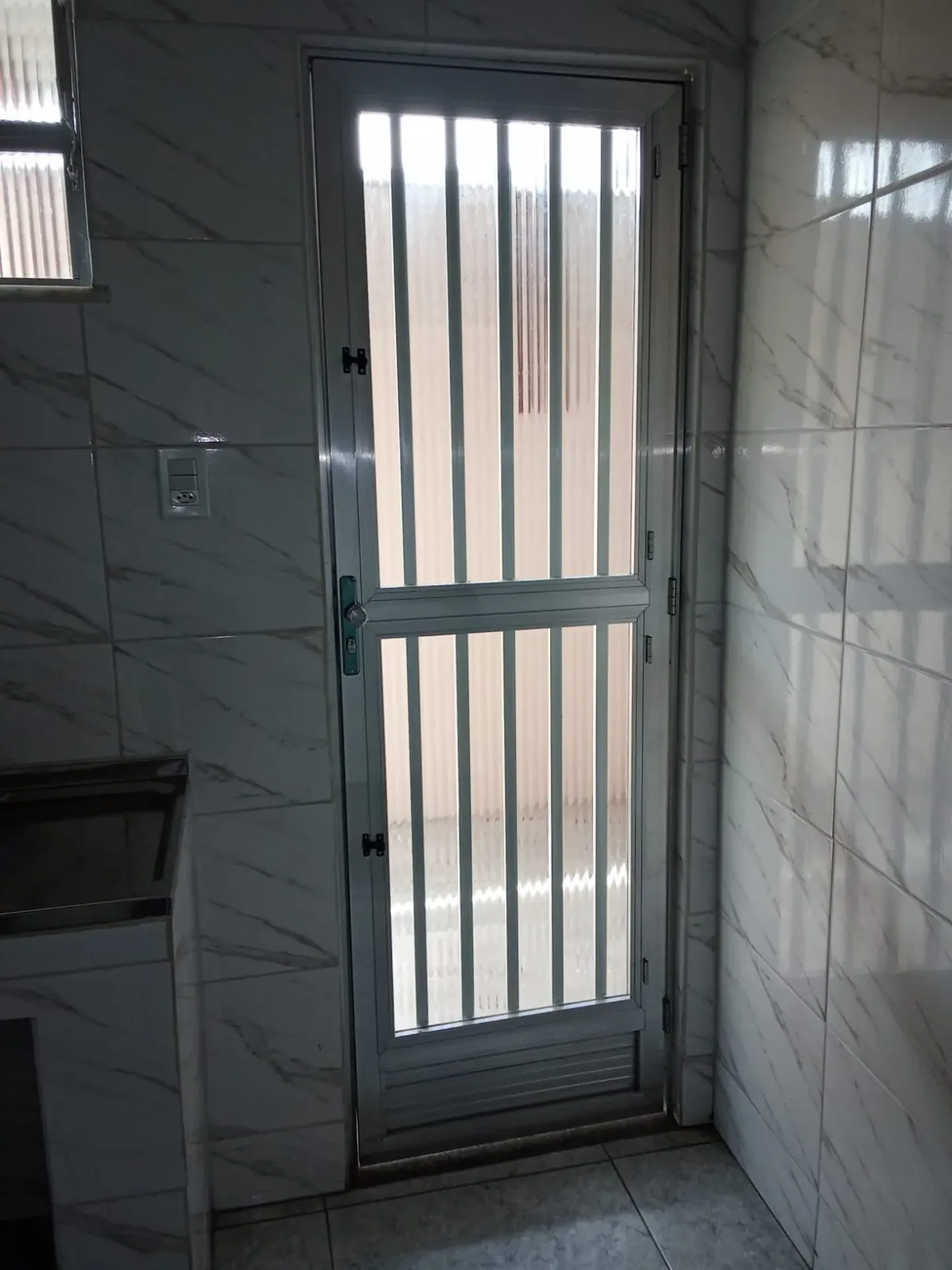 Будинок з 1 спальнею та окремою кухнею з газовою плитою — photo 2