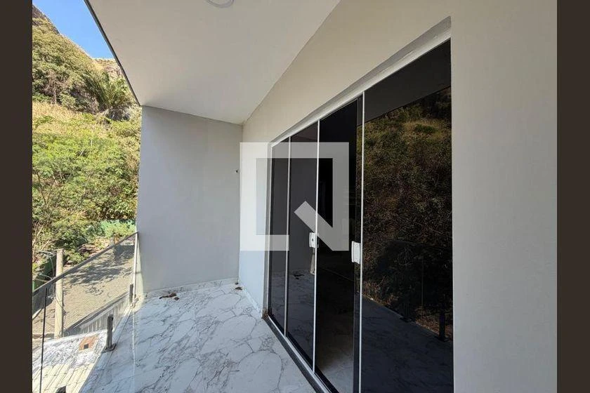 Casa sem mobília com 5 quartos e 350 m², com jardim — photo 48