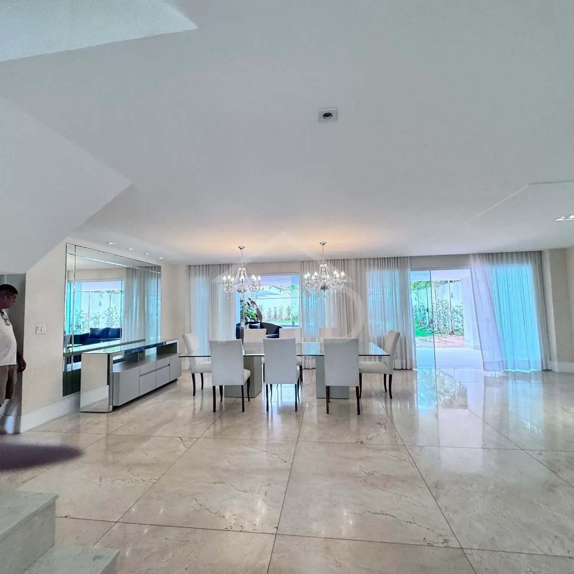 Casa amueblada con 5 dormitorios y 5 baños, balcón acristalado — photo 42