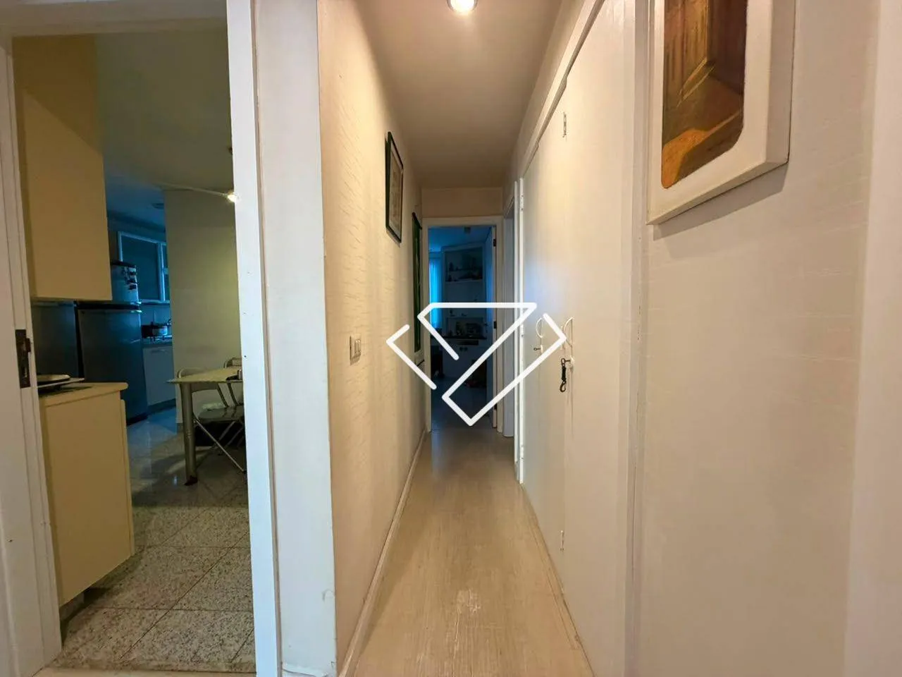 Penthouse with 3 bedrooms, 4 bathrooms and enclosed balcony — photo 44