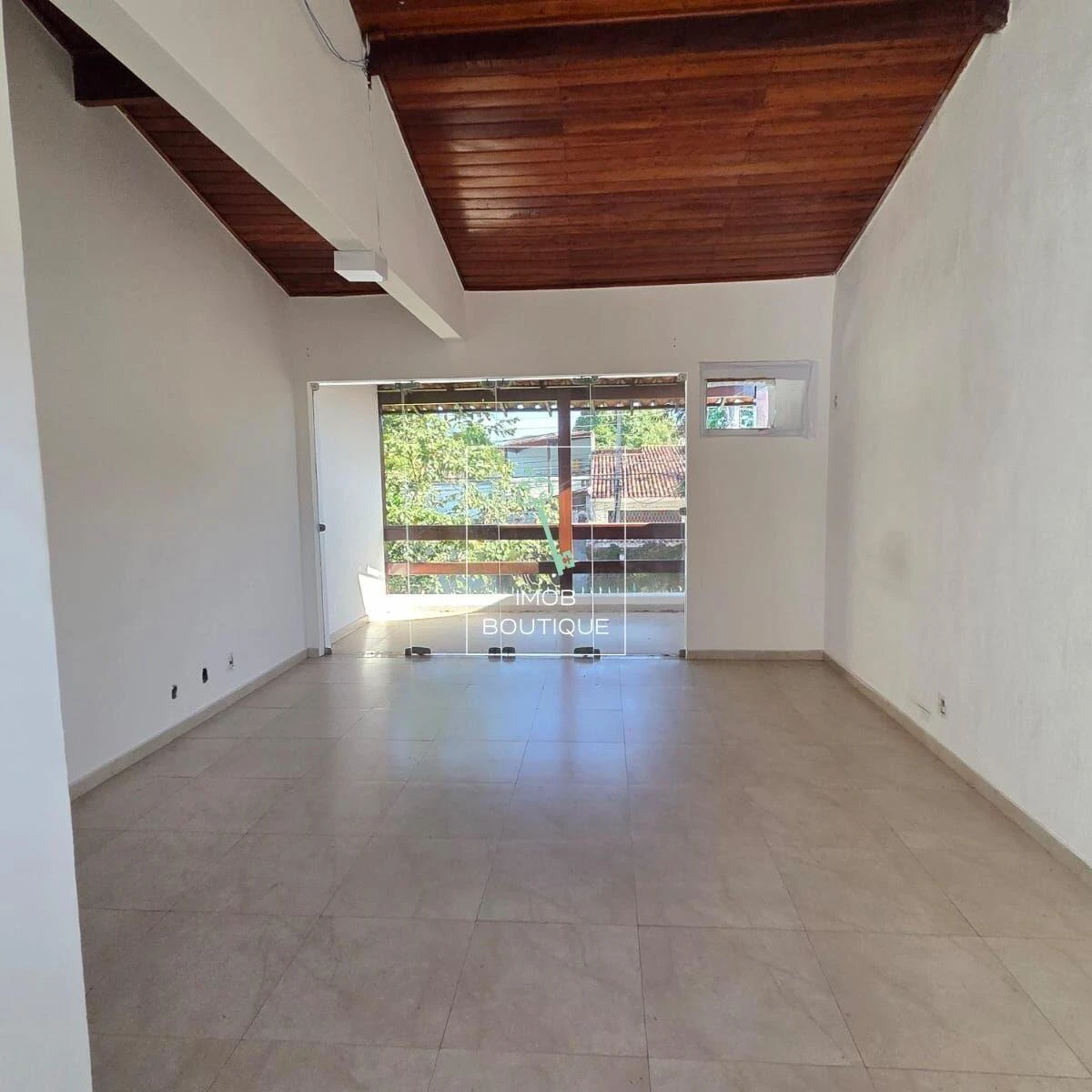 Duplex house with 5 bedrooms and laundry washing machine — photo 19