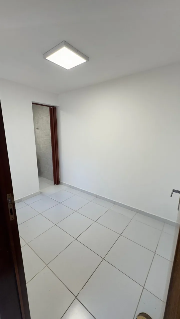 3-bedroom apartment in a building with a pool — photo 3