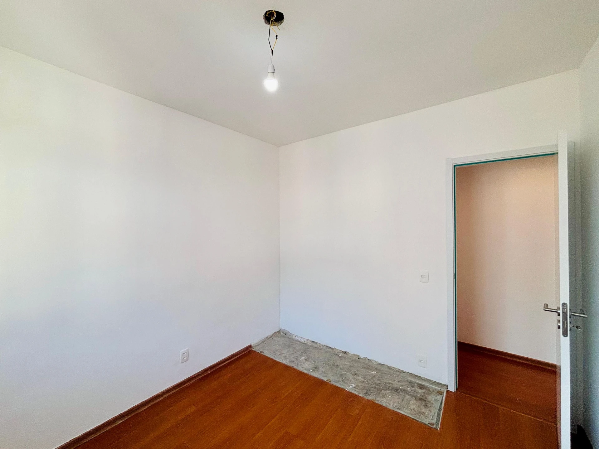 3-bedroom apartment with a mountain view — photo 9