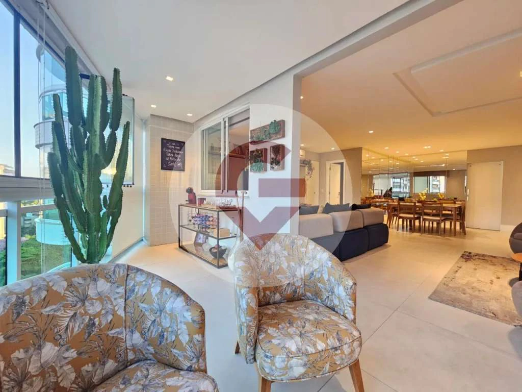 3-bedroom apartment with 158 m² and 2 parking spaces — photo 9