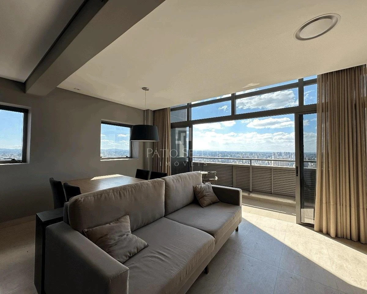 2-bedroom apartment with a bathtub in Curitiba — photo 10