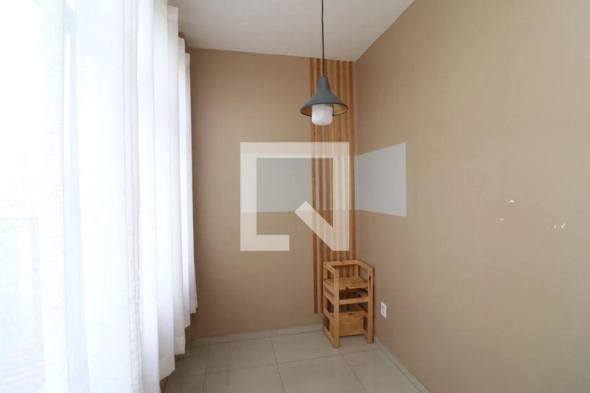 Home office in a 10-bedroom house, 747 m² — photo 35