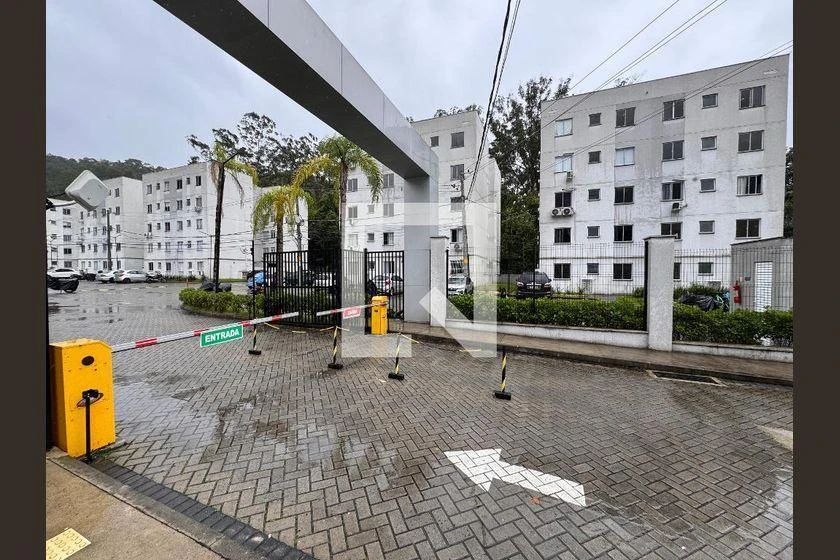 Apartamento mobiliado de 2 quartos em condomínio com piscina — photo 45