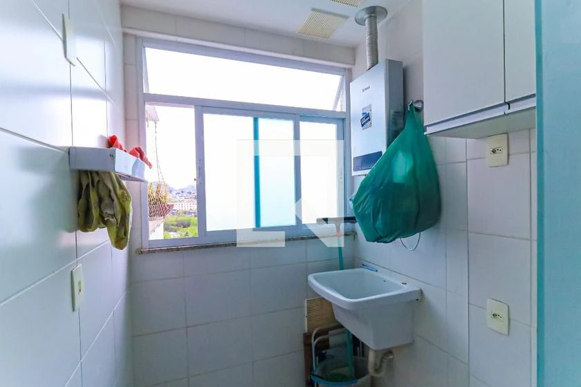 Rental apartment with 2 bedrooms and a balcony — photo 12