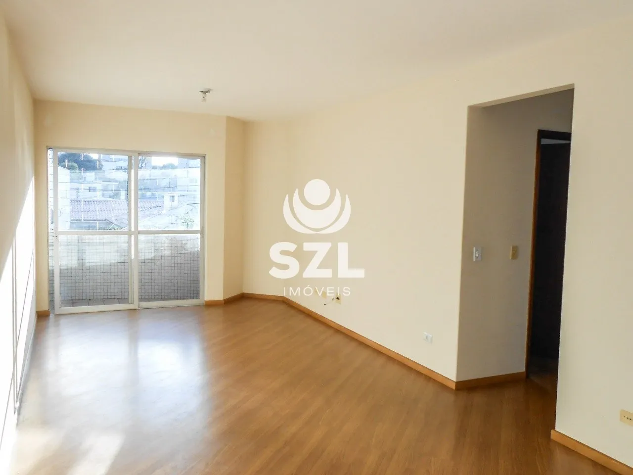 Apartment, 79 m², with wood or laminate floors