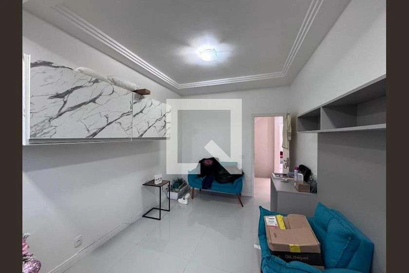 House with 5 bedrooms and a private garden — photo 23