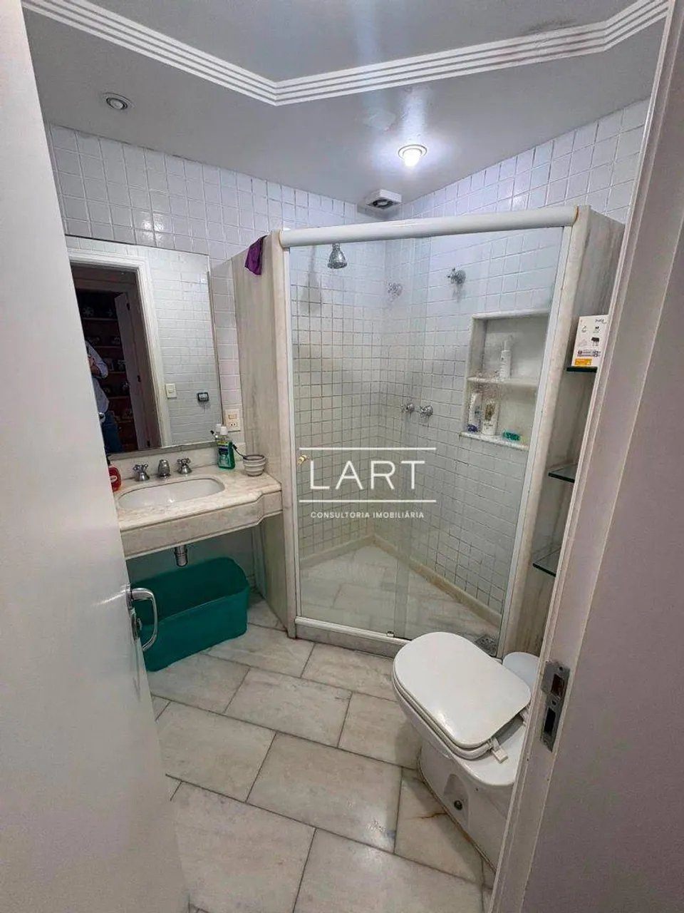 4-bedroom apartment with 200 m² and building elevator — photo 8