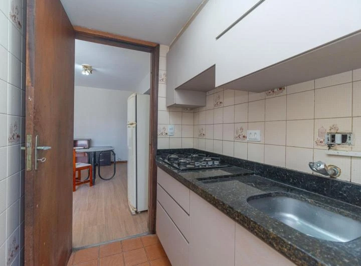Furnished 1-bedroom apartment with a balcony — photo 3