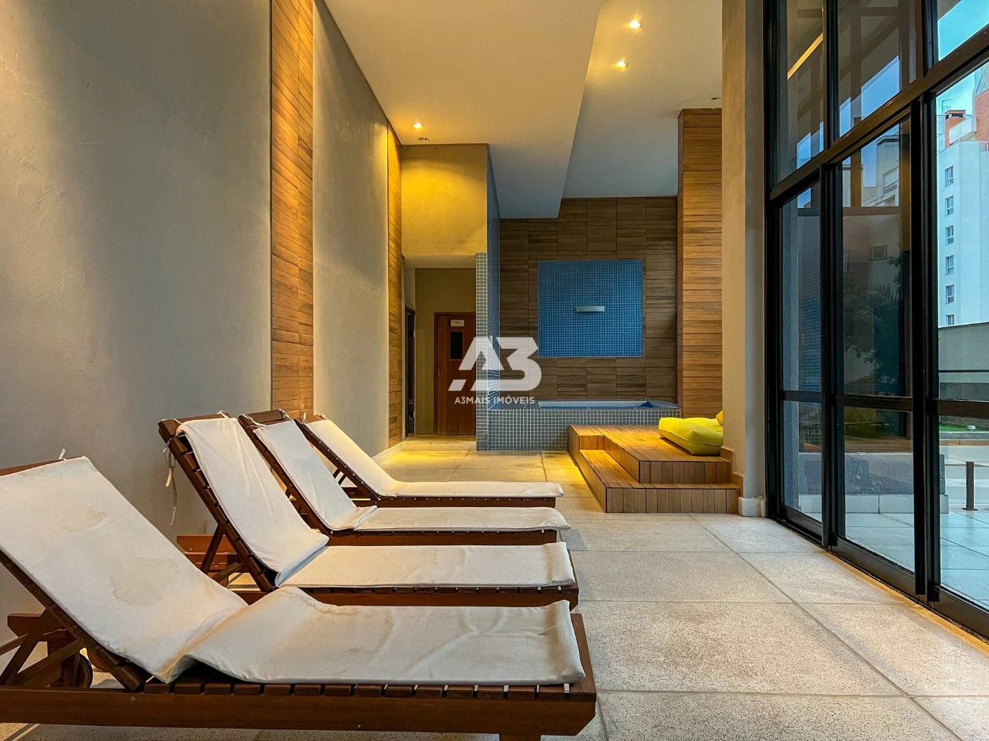 2-bedroom apartment in a building with a sauna — photo 18