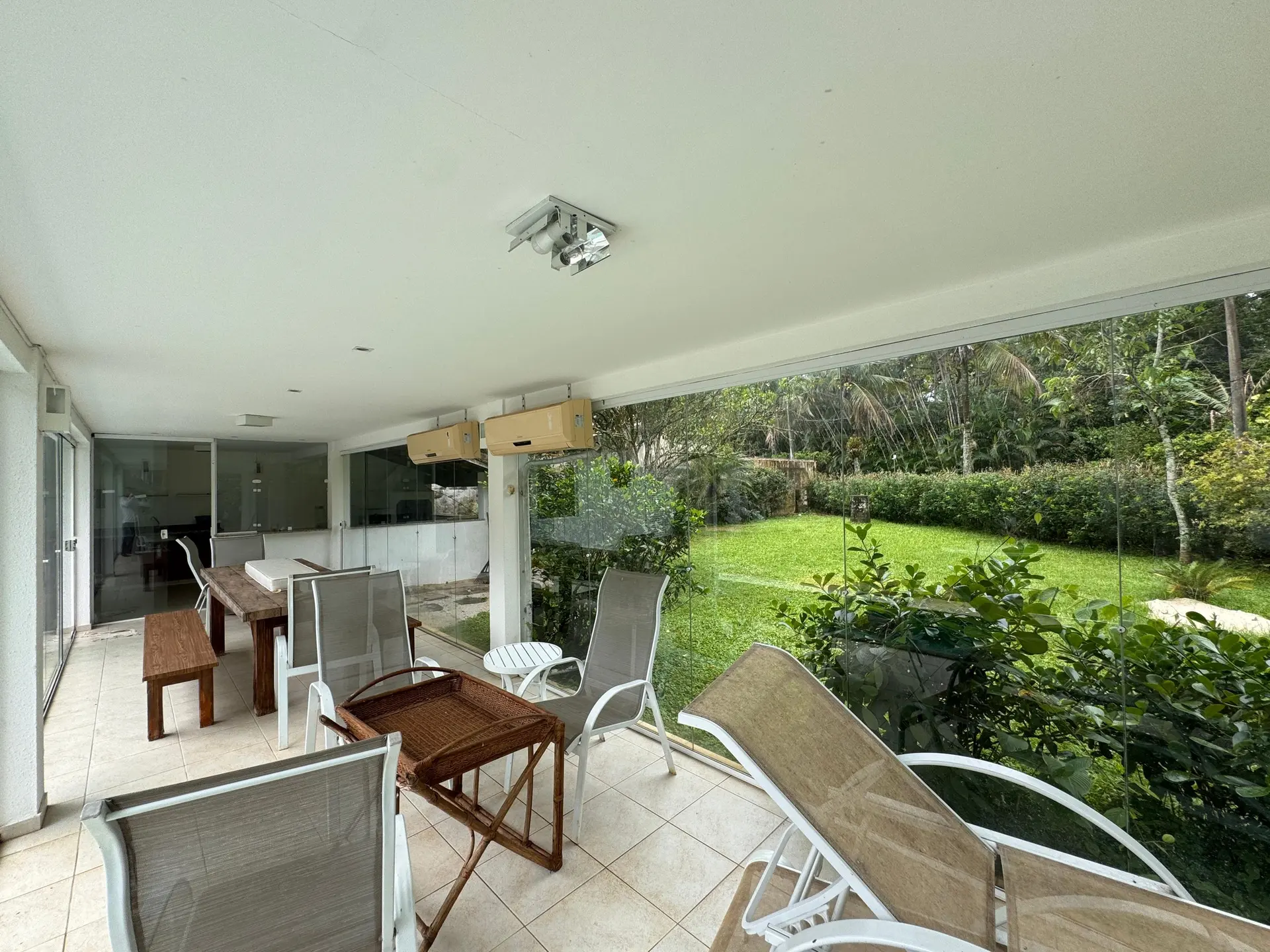 2-bedroom house with a garden in Rio de Janeiro — photo 40