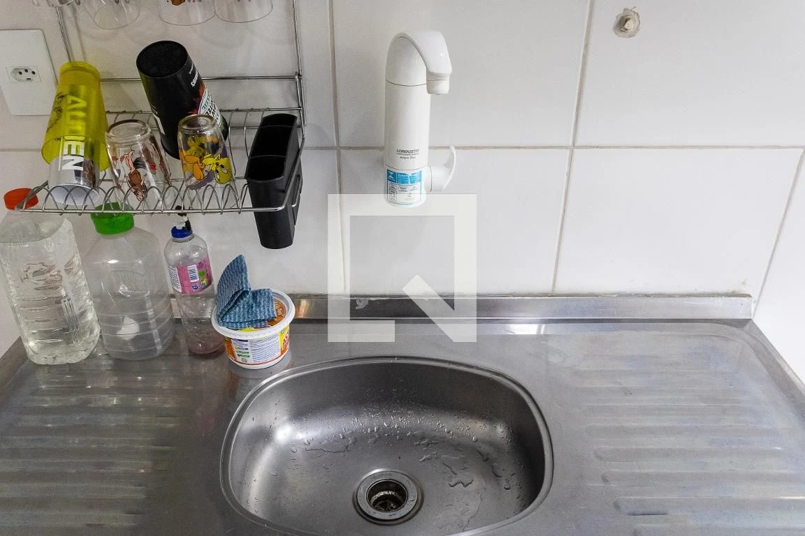 Home office in a 2-bedroom apartment, 43 m² — photo 11