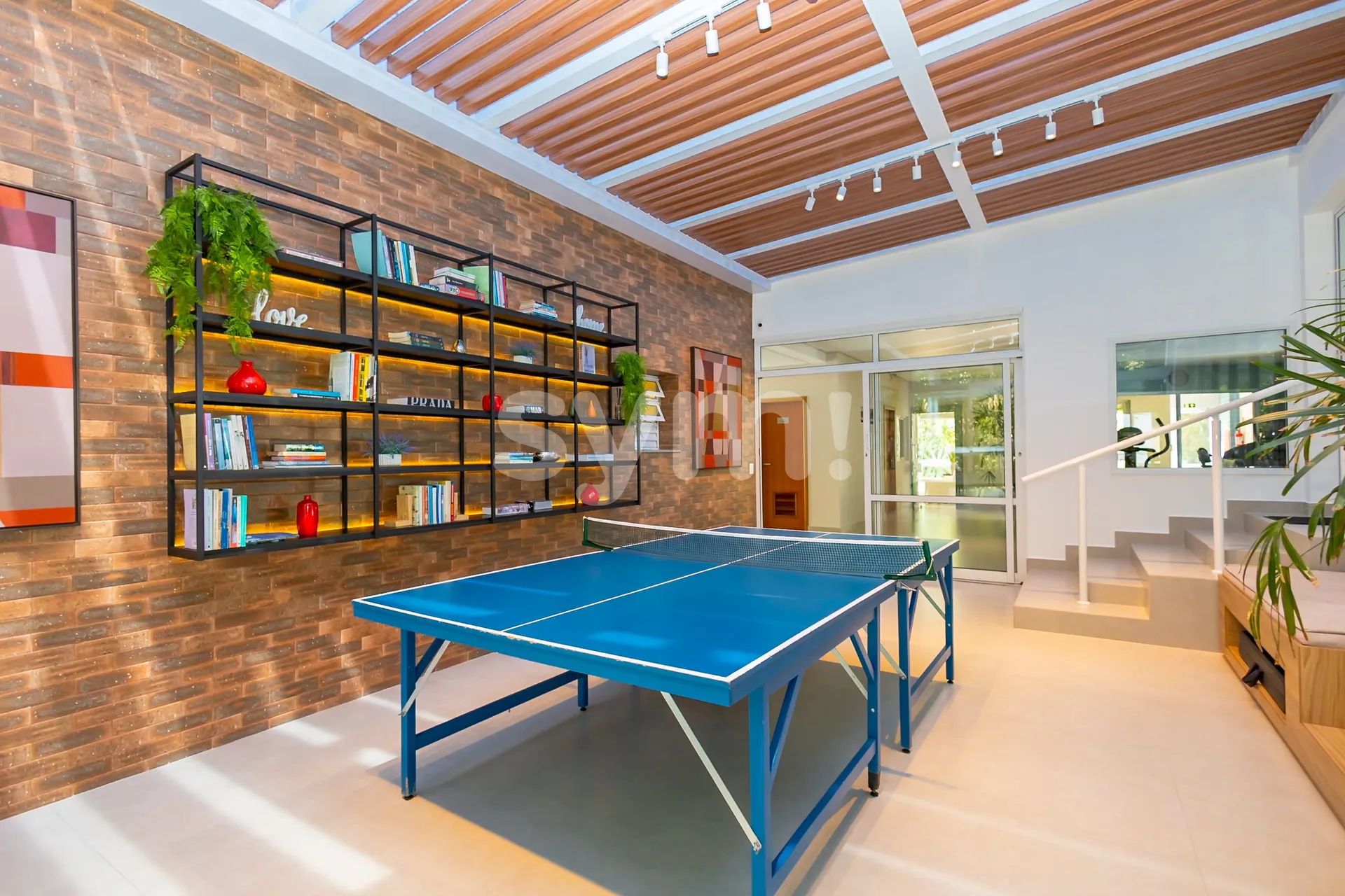 3-bedroom apartment with private BBQ on balcony — photo 31