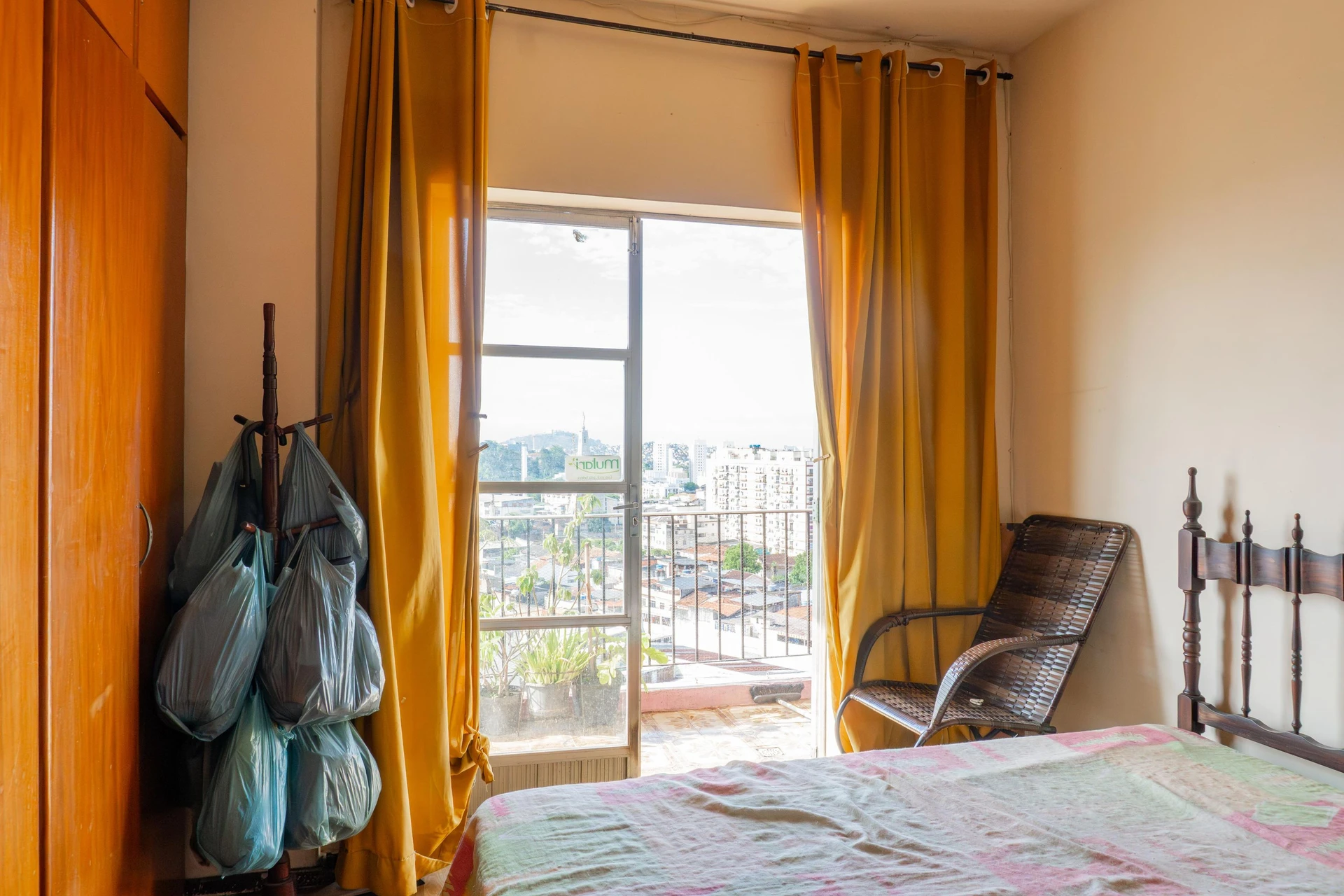 55 m² apartment with a mountain view and a home office — photo 10