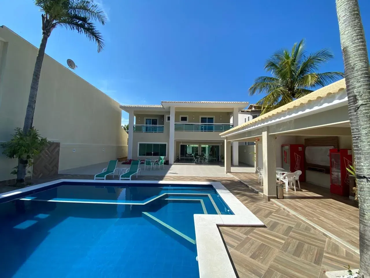 Unfurnished house with 5 bedrooms and 5 bathrooms — photo 9