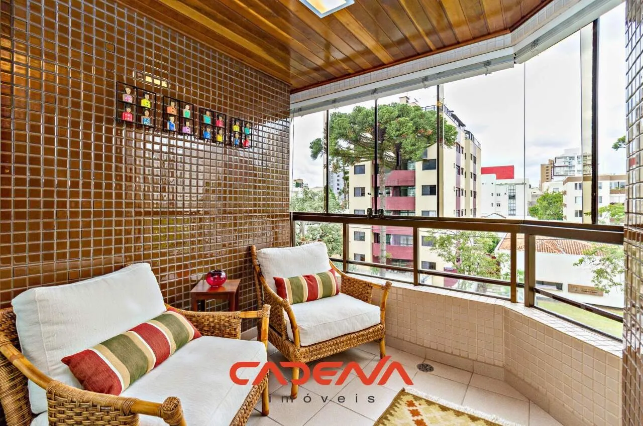 3-bedroom apartment with 1 en-suite and 1 parking space 143 m²