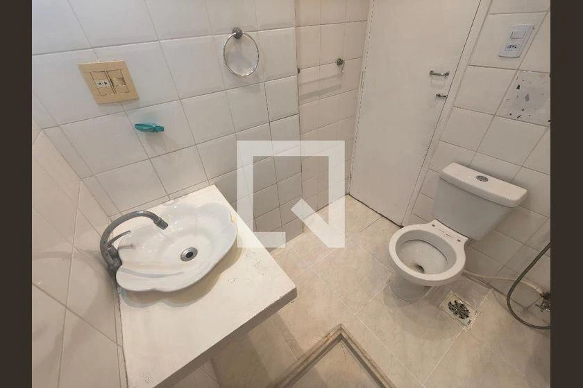 Apartment, 56 m², with wood or laminate floors — photo 25