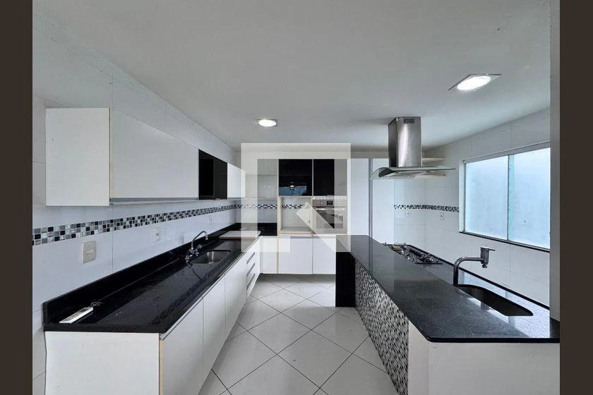 Квартира в оренду з 3 спальнями та 270 м² — photo 11