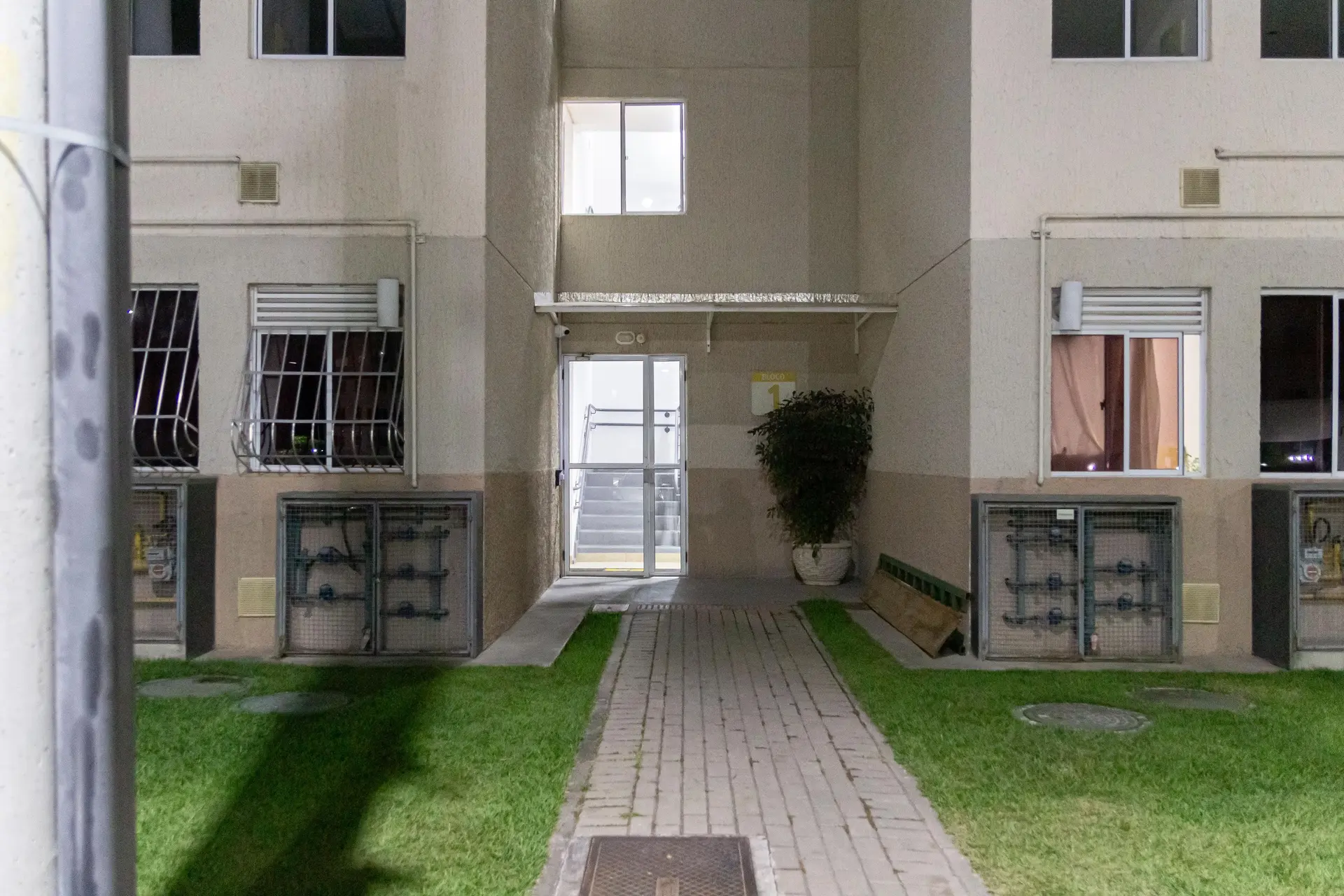 Apartamento sin amueblar con 2 dormitorios y 1 baño — photo 16