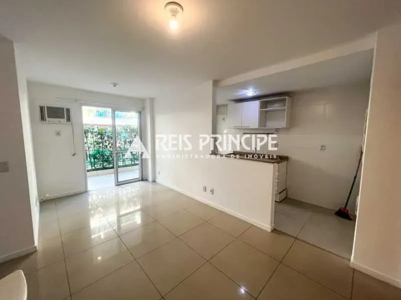 92 m² apartment with 3 bedrooms and a pool in the building — photo 6