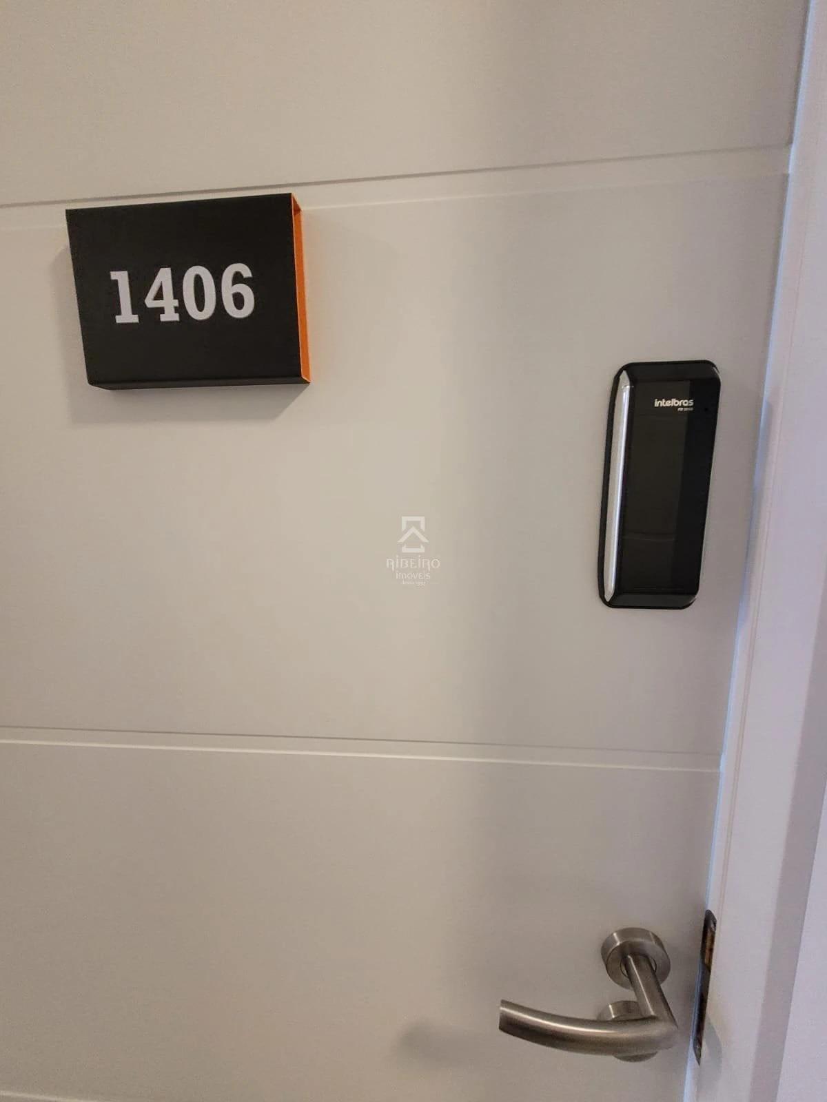 One-bedroom apartment with a home office in Curitiba — photo 17