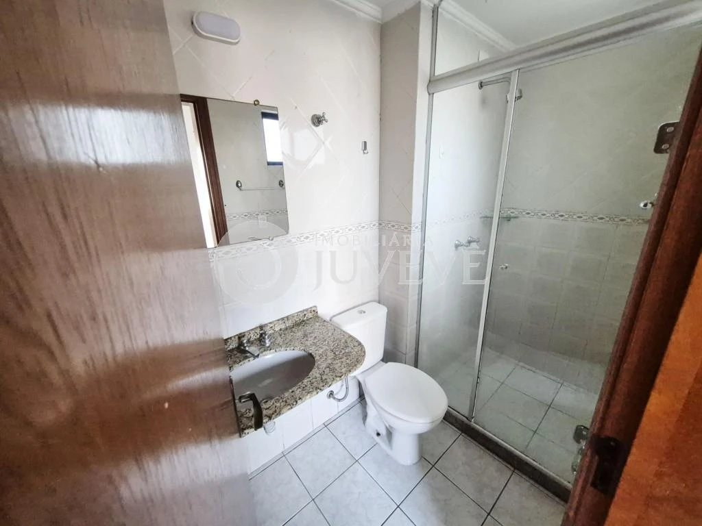 Furnished 3-bedroom apartment with enclosed balcony grill — photo 27