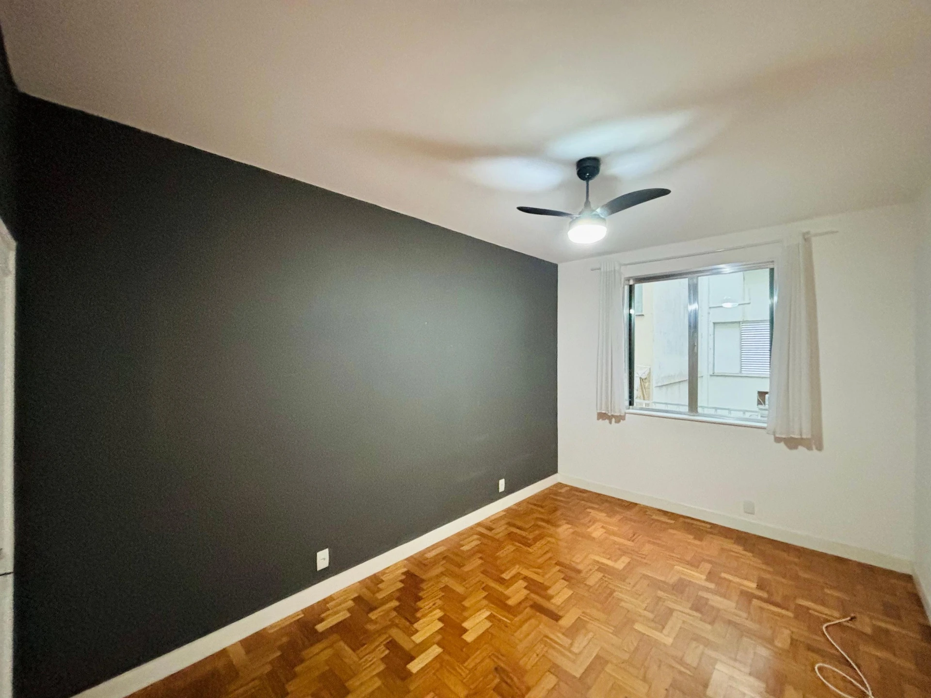 Washing machine in a 3-bedroom apartment, 110 m² — photo 15