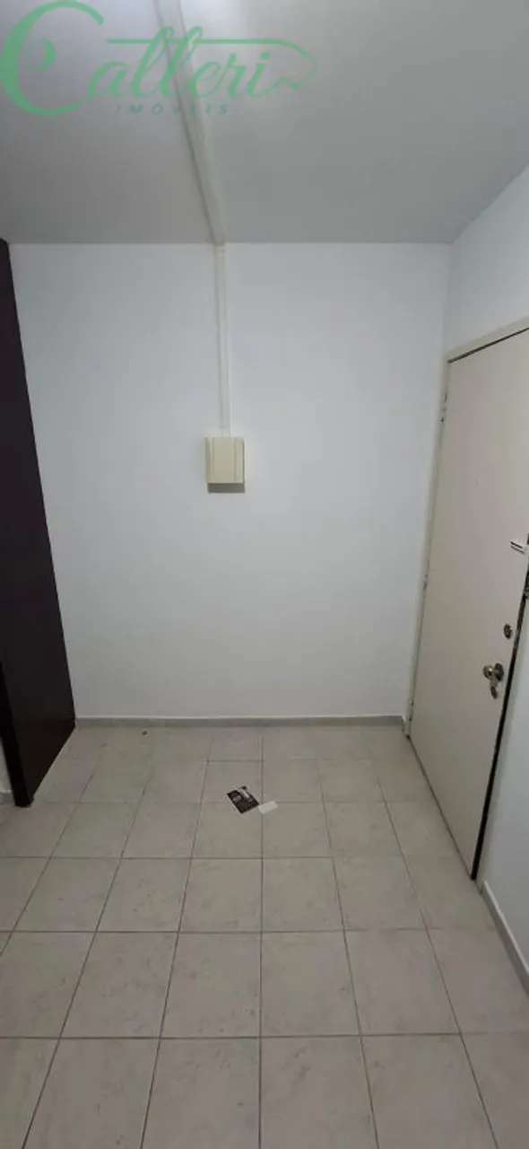 1-bedroom 1-bath apartment with no parking space — photo 15